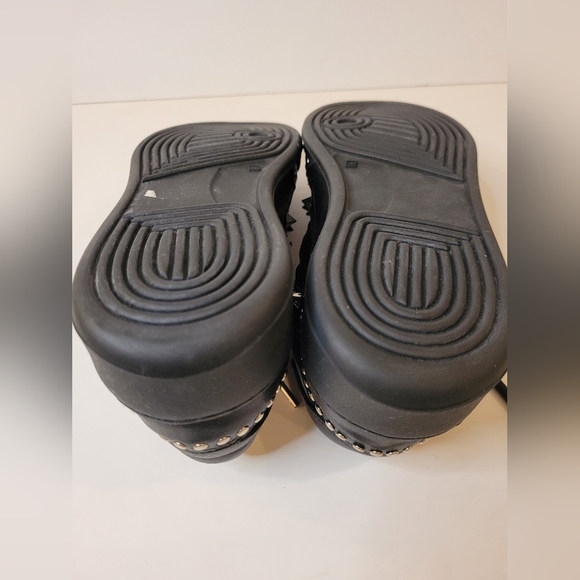 NWOT ROOM Studded lace up genuine leather shoes  in black Sz7 - Picture 9 of 9